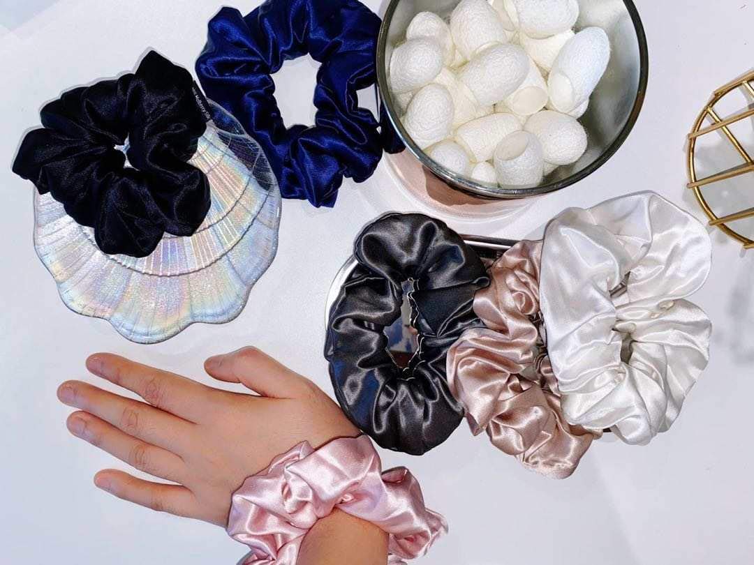 Waterlily Scrunchie 100% Mulberry Silk 22momme Hair Ties Scrunchies for Women Girls Soft Natural Large (Pearl White) Pearl White