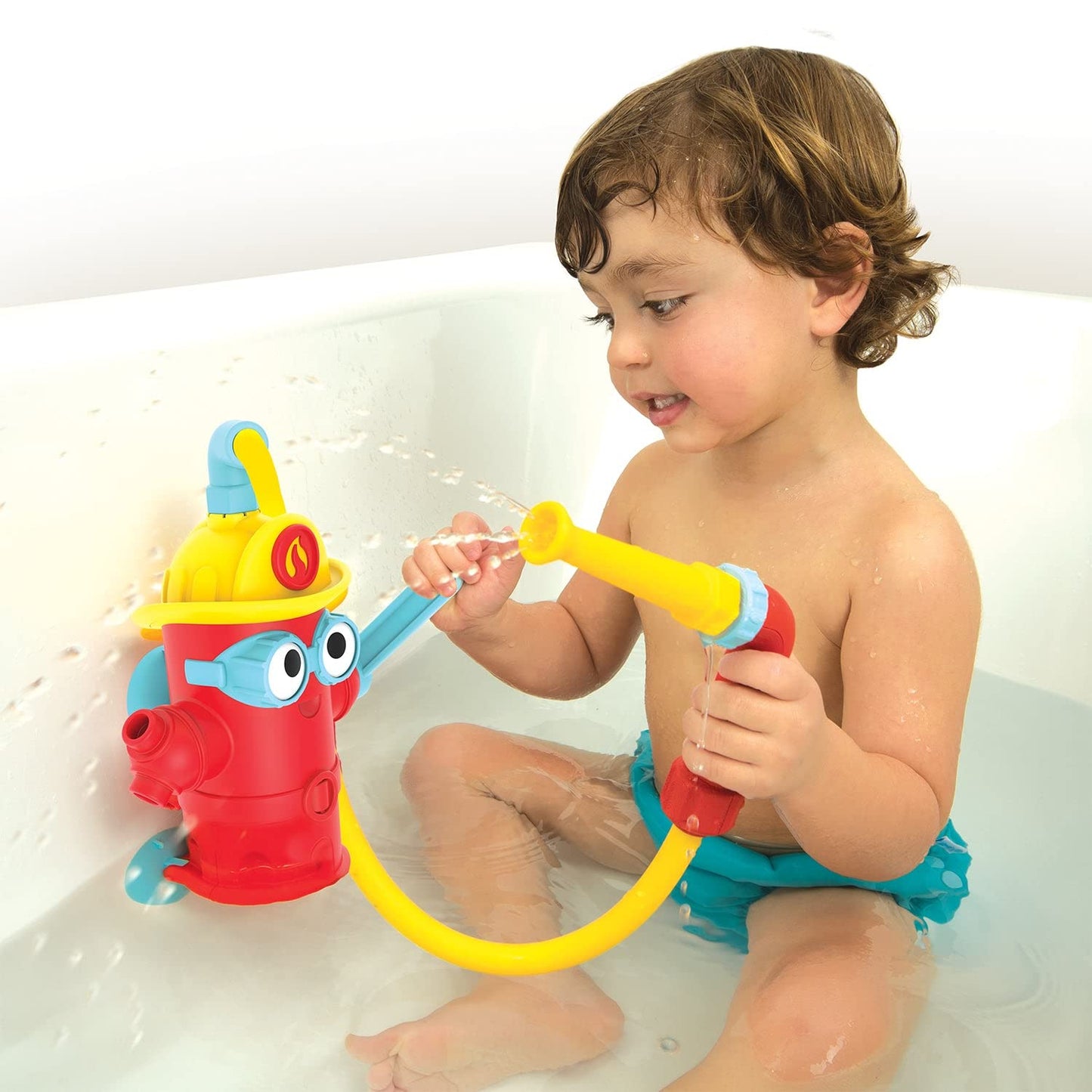 Yookidoo Ready Freddy Spray ‘N’ Sprinkle Kids Bath Toy. Action-Oriented Fire Hydrant Play Game for Children Ages 3+. Comes with 4 Fireman Accessories, Promotes STEM-Based Learning